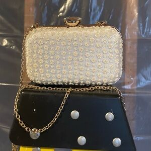 Gorgeous clutch with optional gold chain! 
#CharmingCharlie